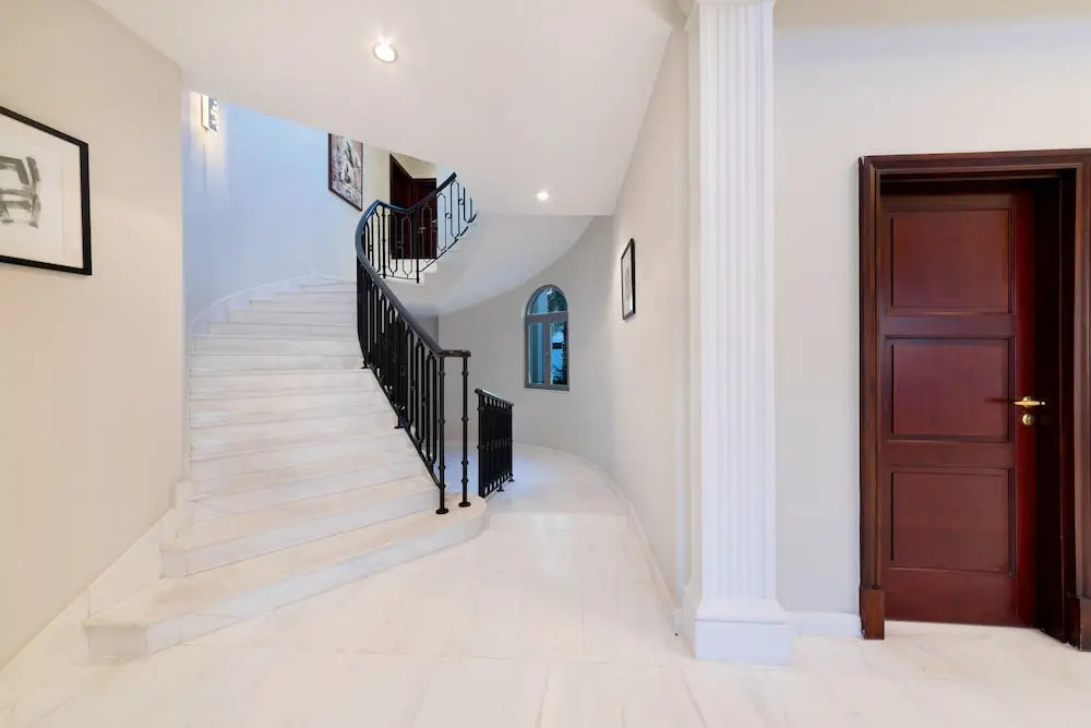 Maison Privee - Private Pool & Beach Access Villa with Cinematic Vws