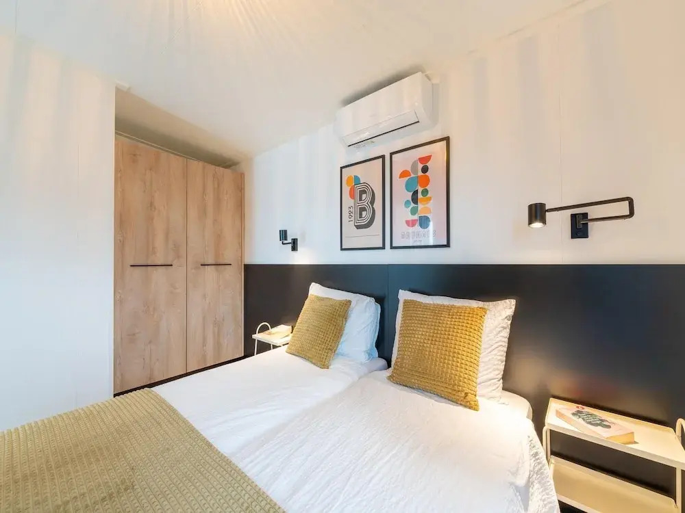 Holiday Home in 't Groene Hart on the Water