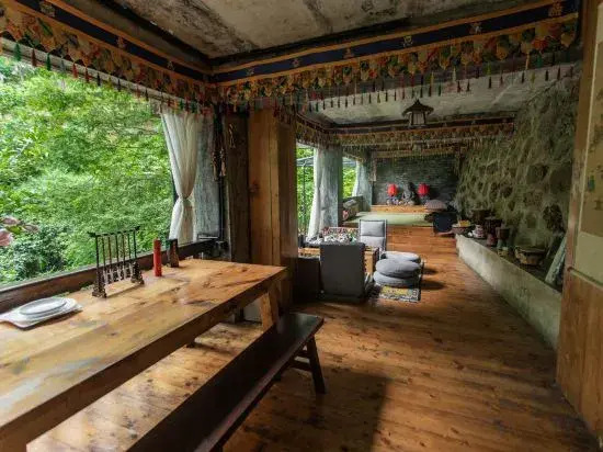 Dujiangyan Qingcheng Back Hill Liaoyuan B&B