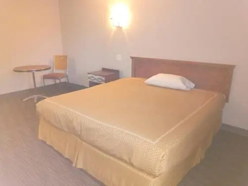 Peachtree Inn & suites