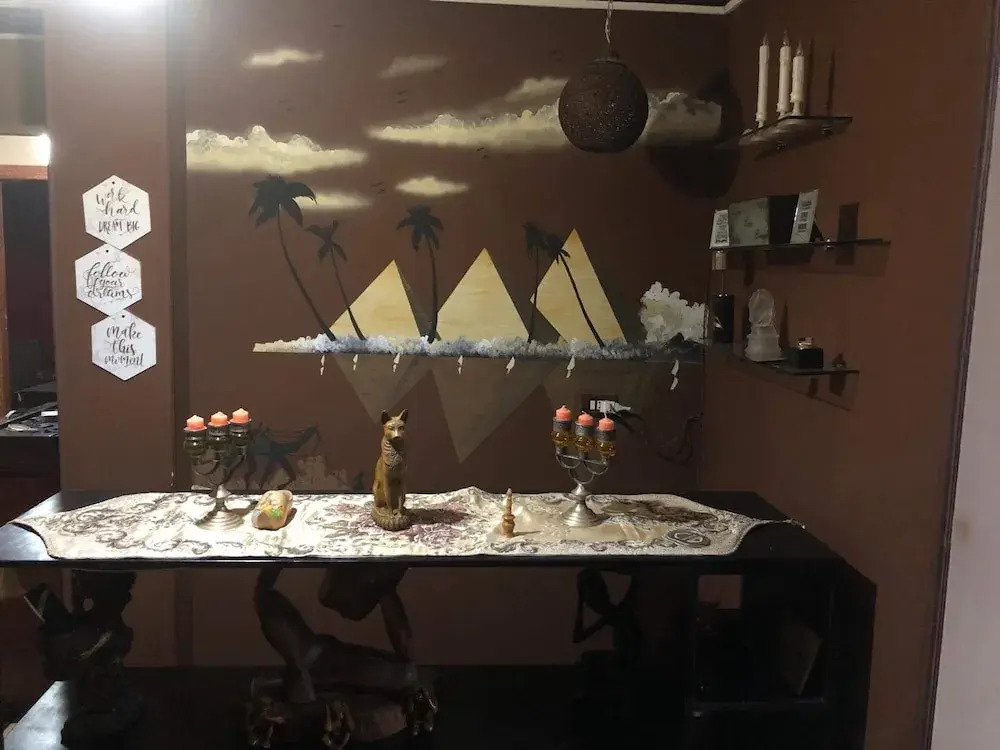 Explore Cairo From A Cozy Designed apt