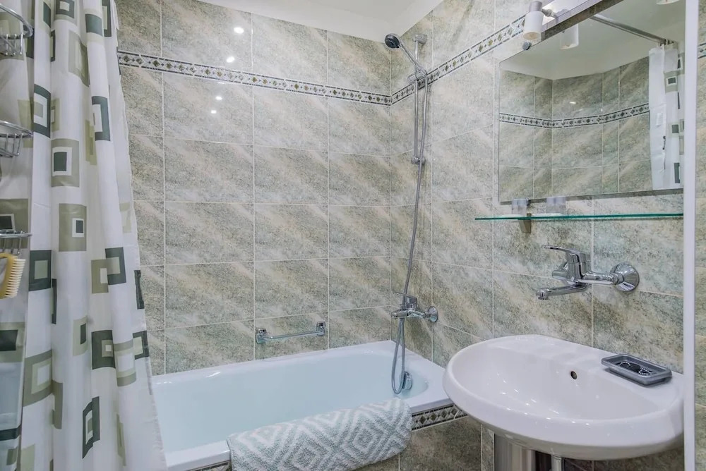 Fm Premium 1-Bdr Apartment - Chic And Spacious