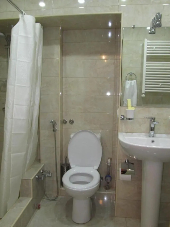 Yeznik Koghbatsi - Amiryan crossroads 2 bedroom Comfortable apartment with Balcony KO333