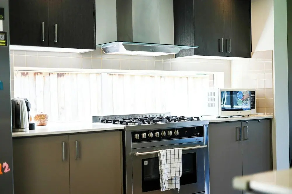 StayAU Spacious Stay Point Cook