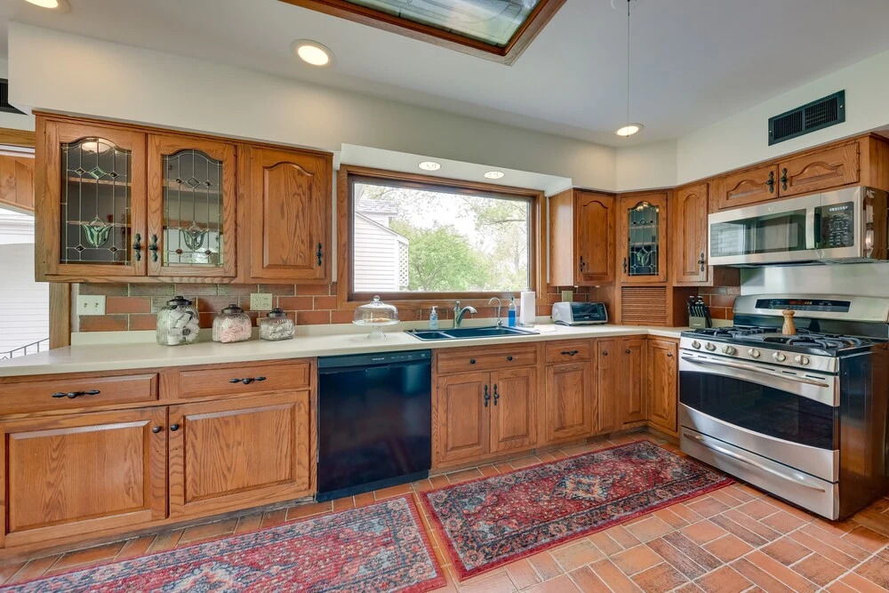 Pistakee Lake Estate w/ Boat Dock & Hot Tub!