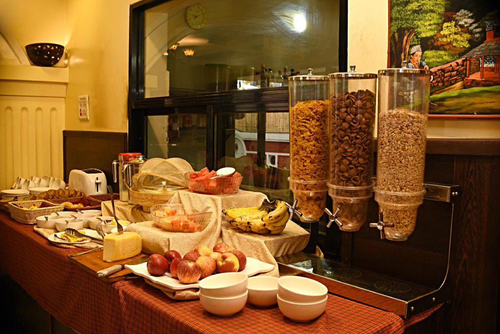 DOM Himalaya Hotel