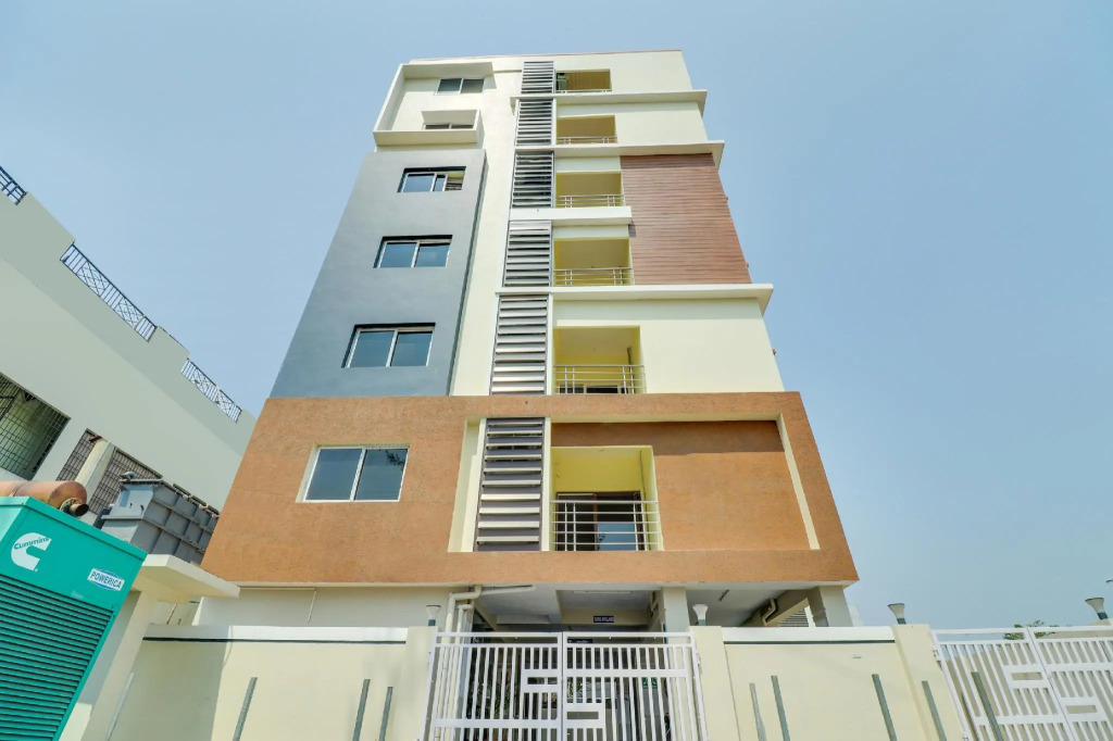 OYO 79135 Spg Hotel