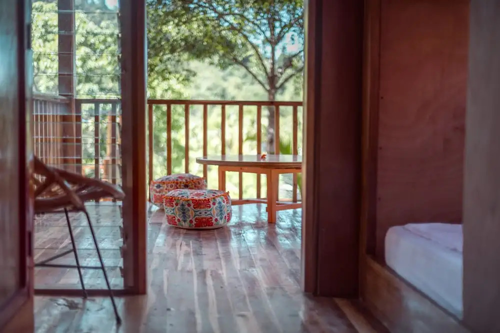 Beso Hilltop Retreat - Hostel