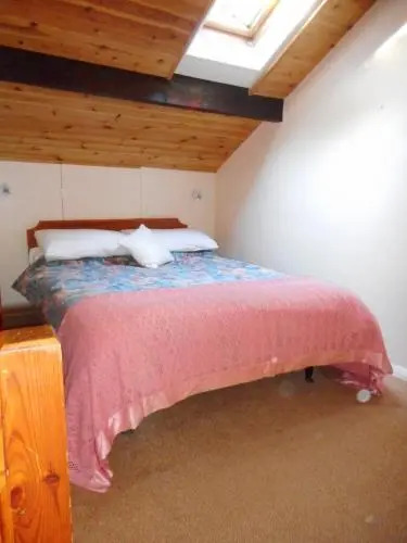 Orchard Lodge #15