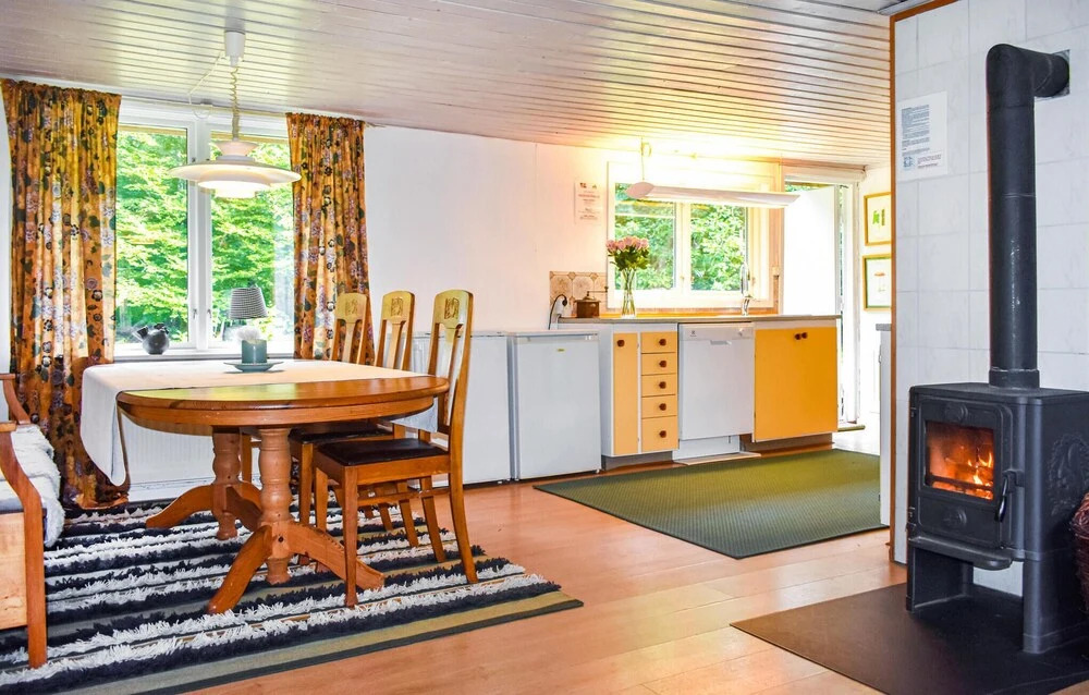 7 Bedroom Awesome Home In Örkelljunga