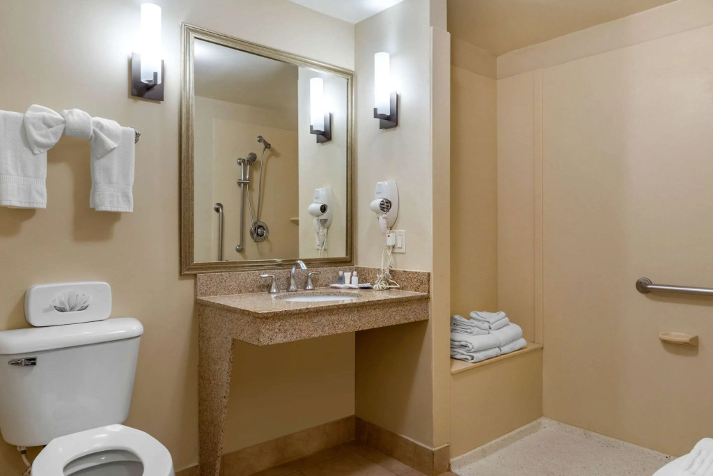 Comfort Suites Barstow near I-15