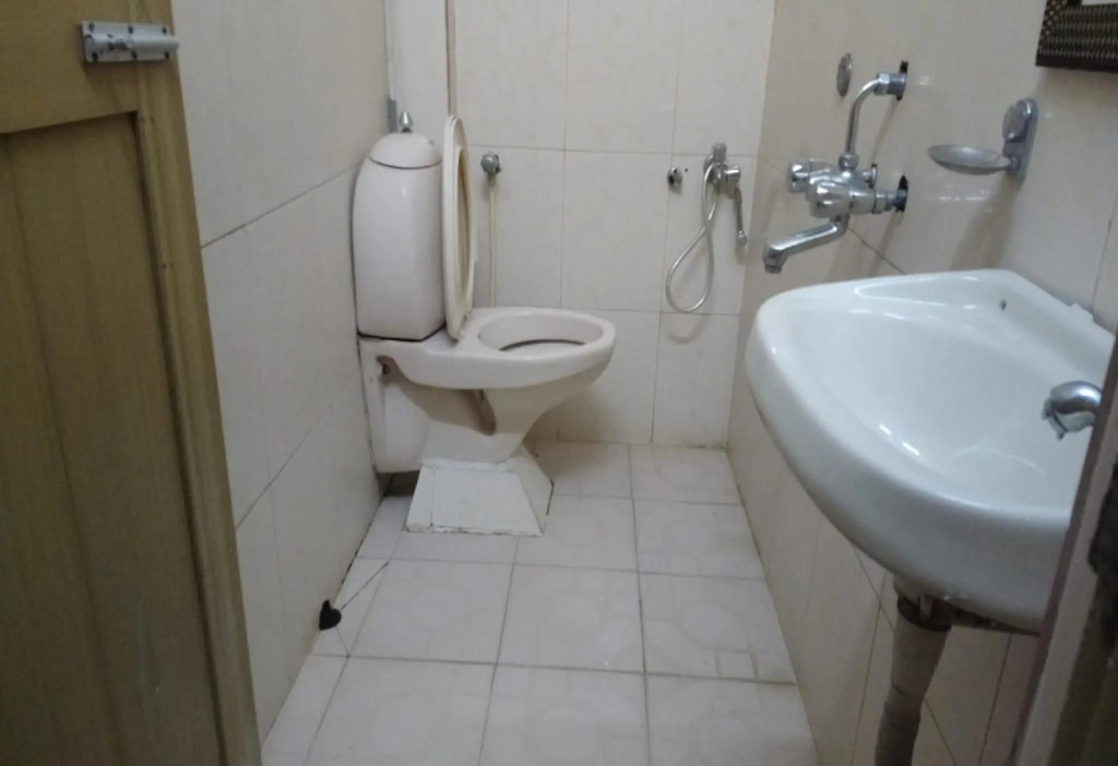 SPOT ON 36080 Hotel Hari International
