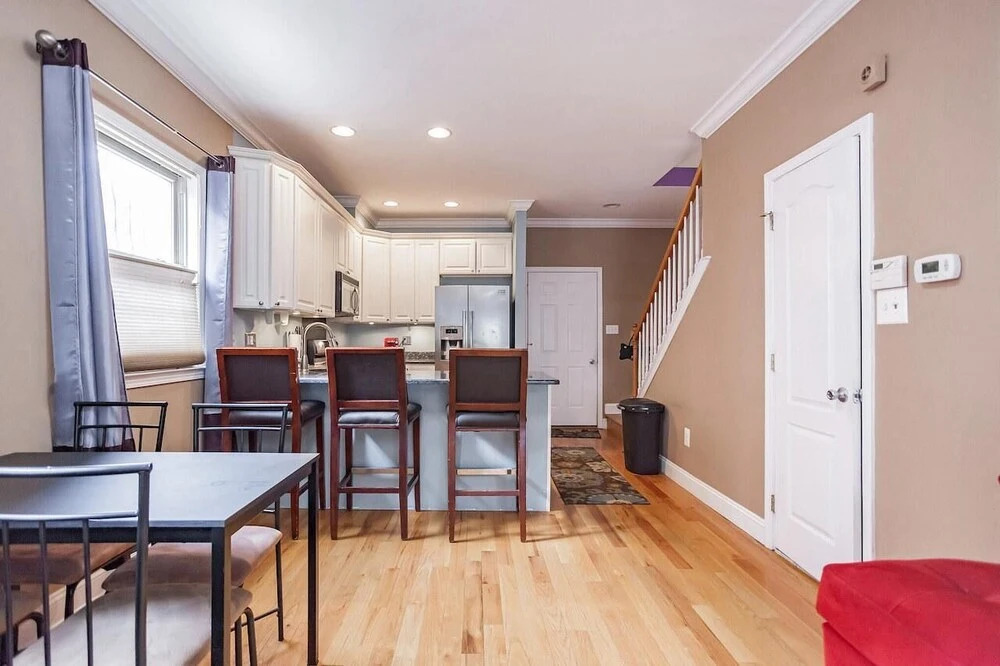 917 S 8th St. · Stylish 3 bedroom home in Bella Vista