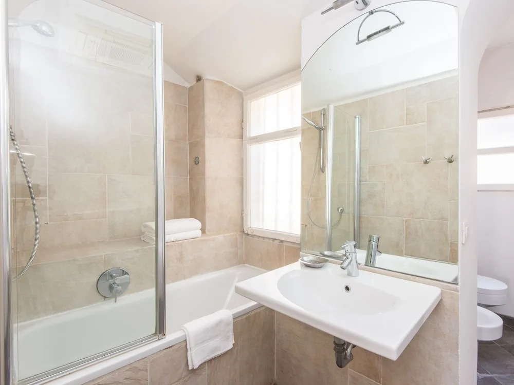 RSH Giulia Enchanting Apartment View