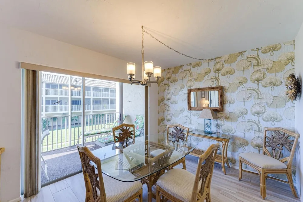 Sanibel Siesta on the Beach Unit 604 2 Bedrooms 2 Bathrooms Condo
