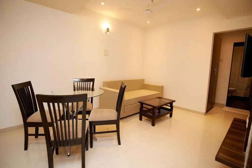 Hotel Shree Sai Dhan