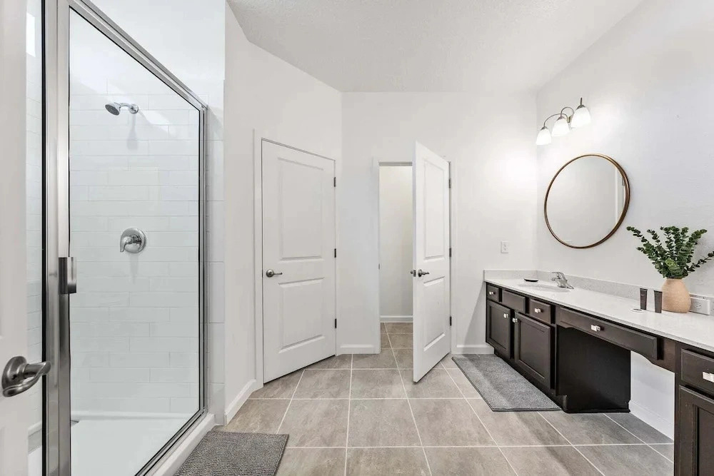 Resort-style Living w Private Pool & Amenities