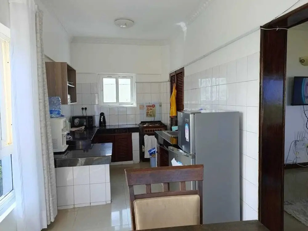 Lux Suites La Vida Sunrise Apartments
