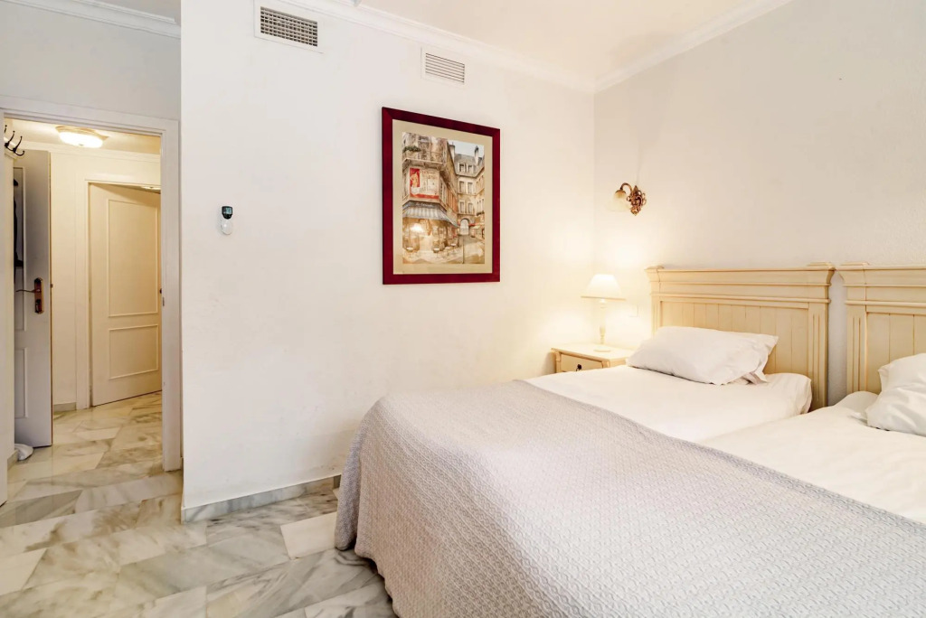 AB2 - Casa Blanca by Roomservices