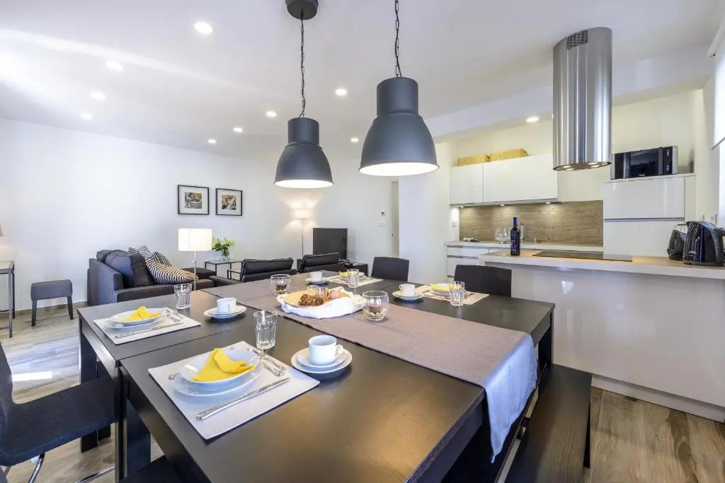 Apartment Allure