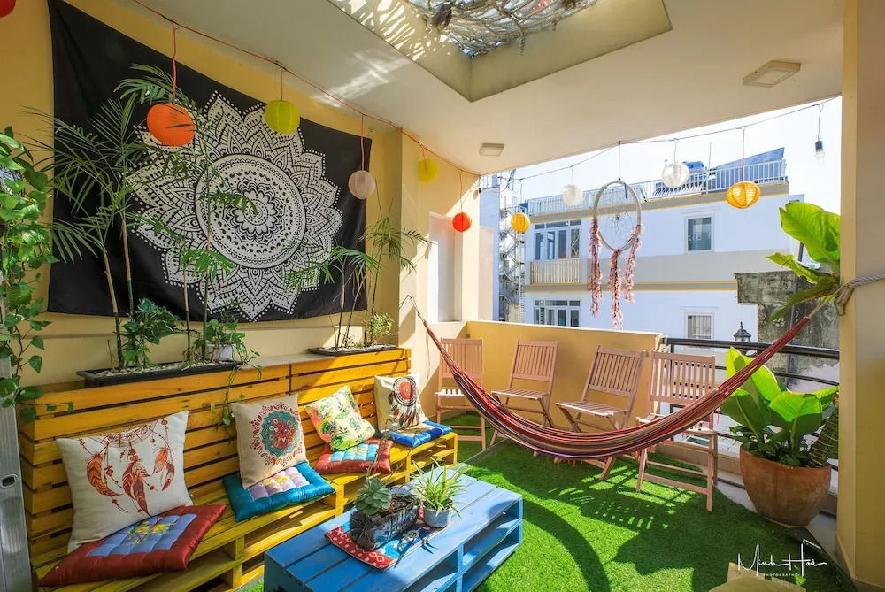 BohoLand Hostel