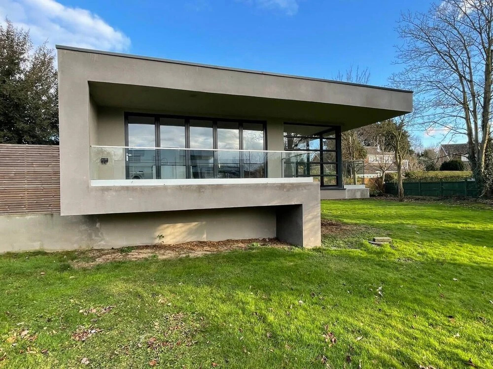 Modern 2 bed House With River Access and Boat Hire
