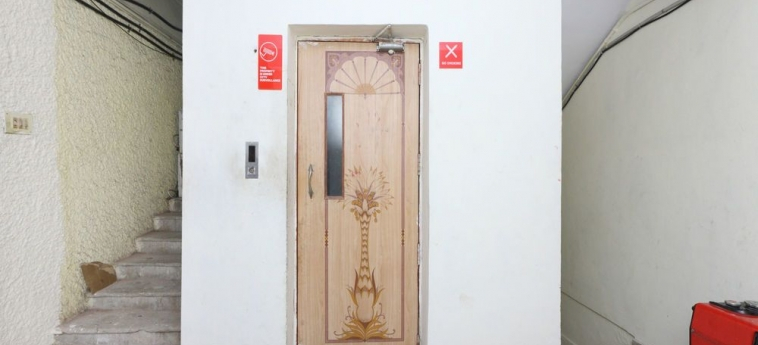 Oyo 13297 Neha Residency