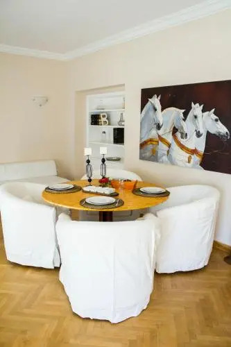 The Helios Flat