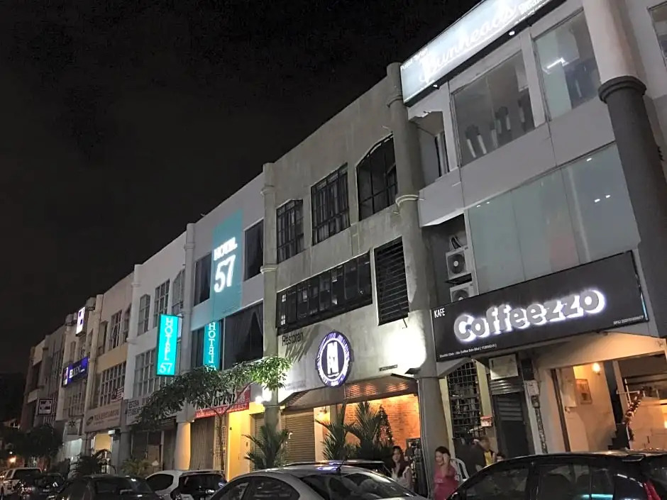 Hotel 57