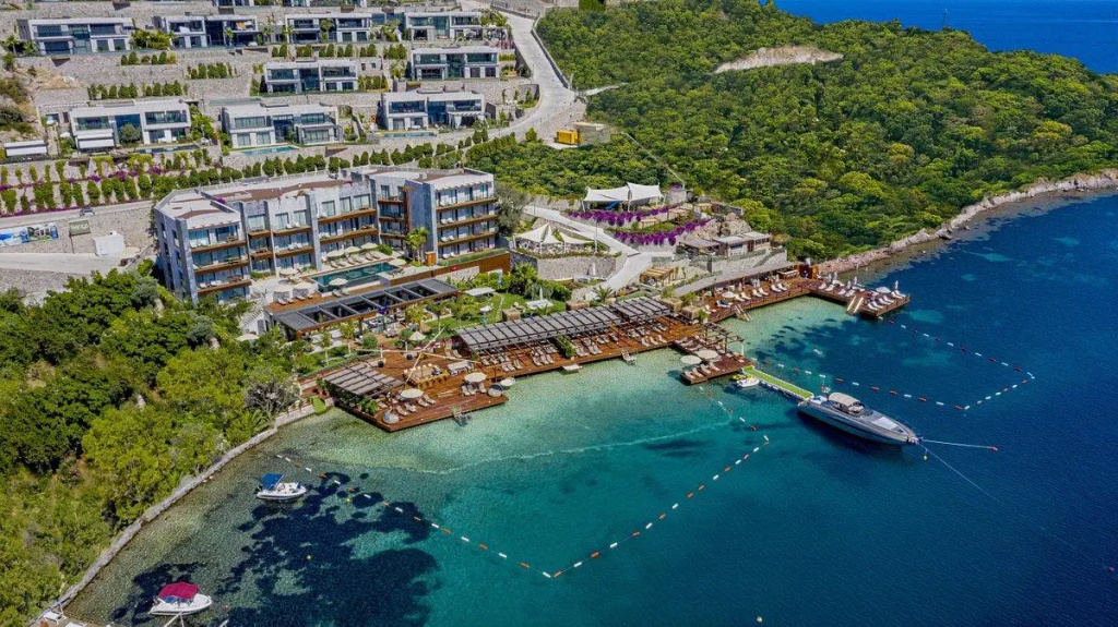 Mare Deluxe Residences & Villas