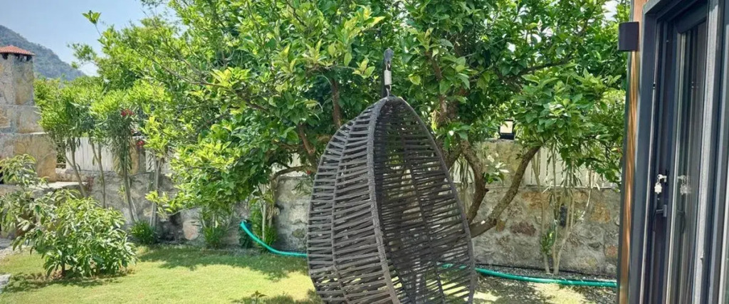 SB GREEN GARDEN