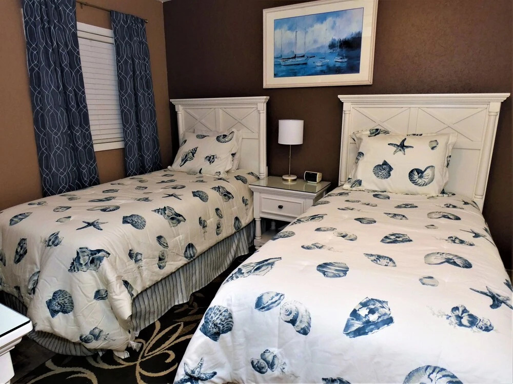 0302 Waters Edge Resort 2 Bedroom Condo by Redawning