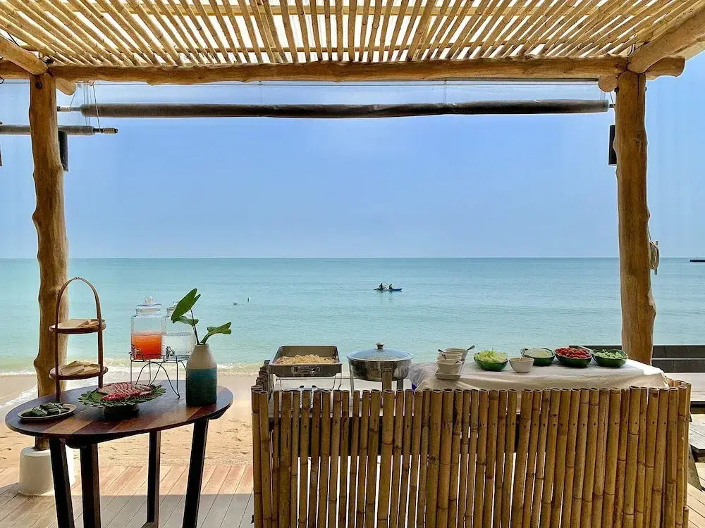 Issara Beach Resort Beachfront