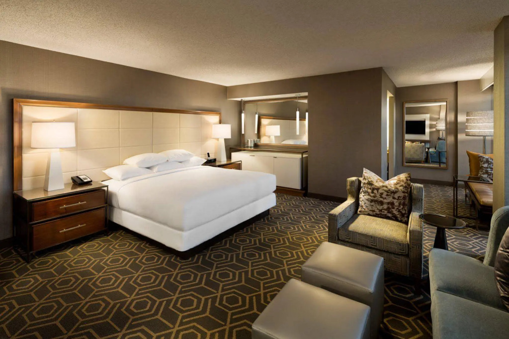 DoubleTree by Hilton Hotel Dallas Campbell Centre