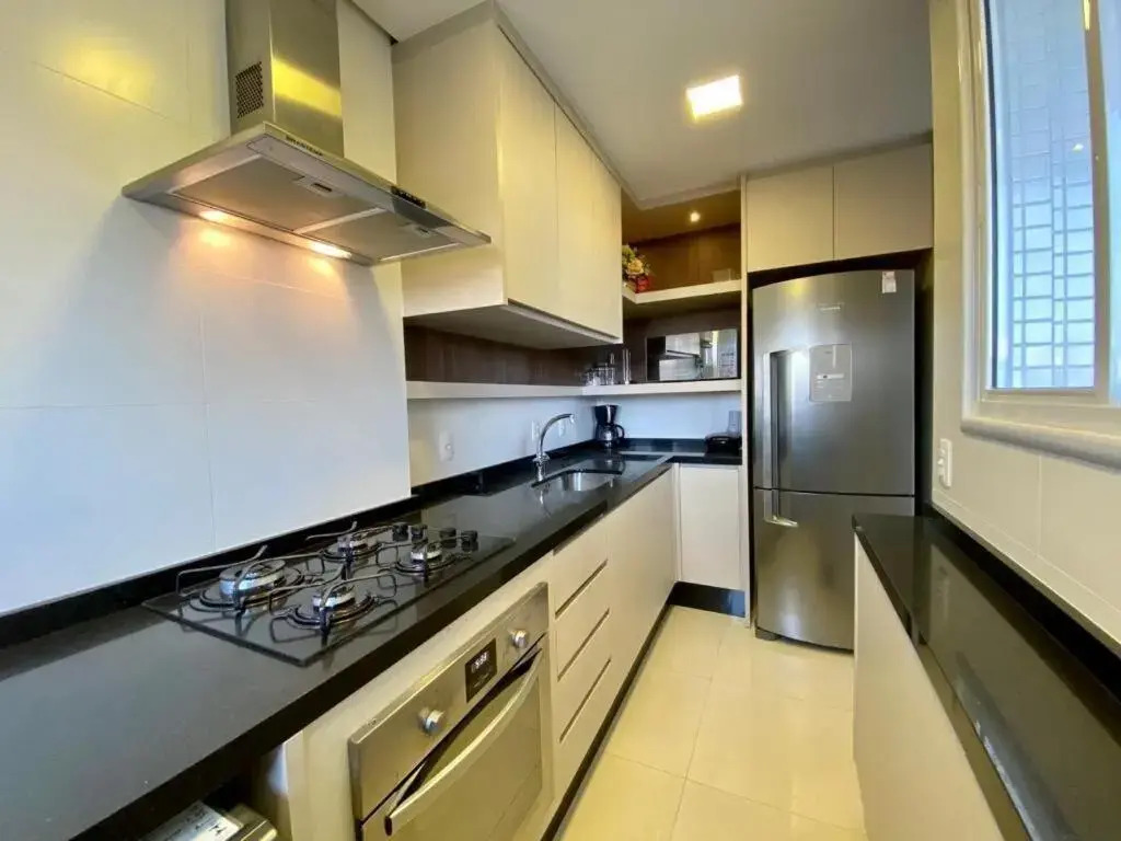 Luxuoso Apartamento 3 quartos na Praia de Bombas