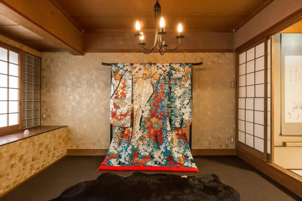 京都二条城近く京町屋120年の歴史に泊まる
