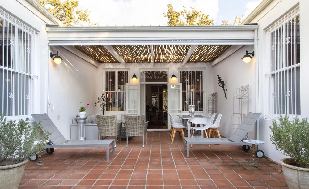 22 Die Laan Guest House