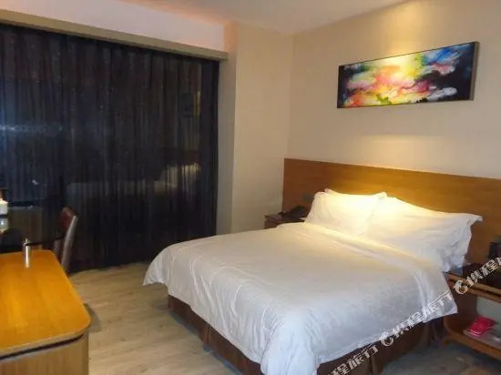 Acotown Hotel