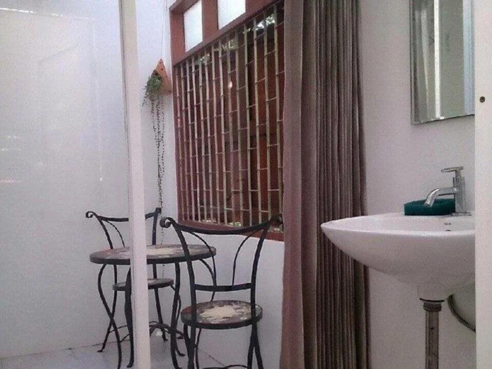 Baan Thit Guesthouse