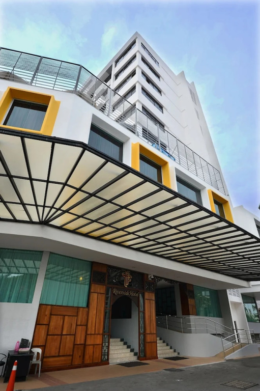 TF Riverside Hotel