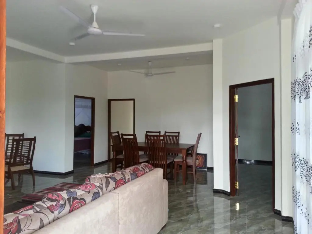 Coral Palm Villa and Apartment