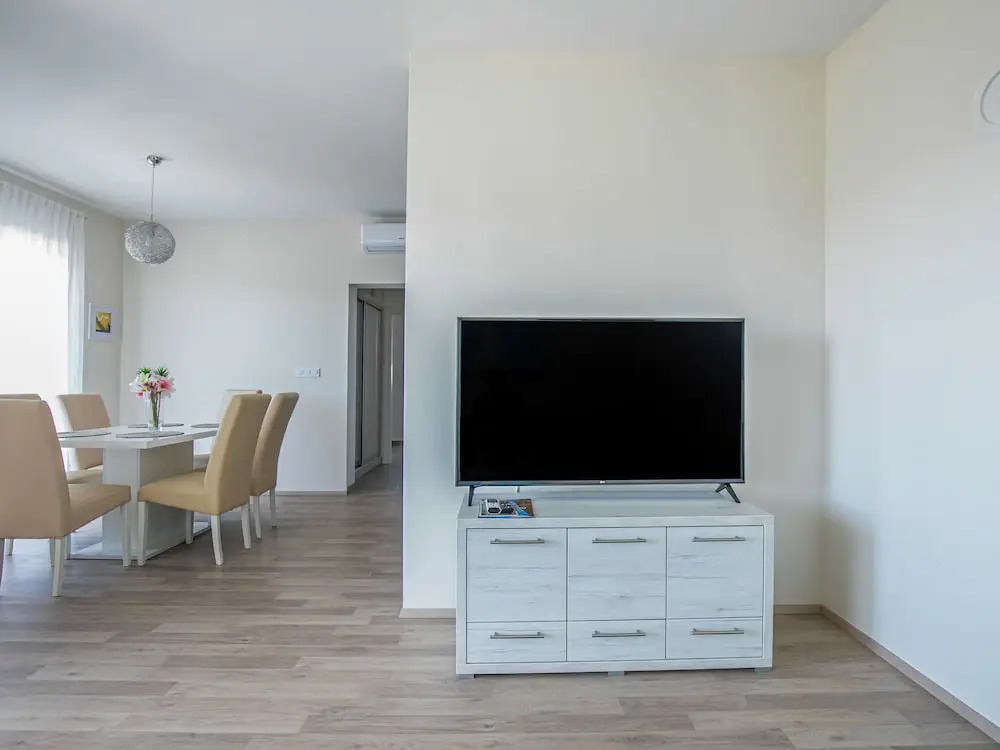 New Modern Apartment With Private Terrace Near the Beach