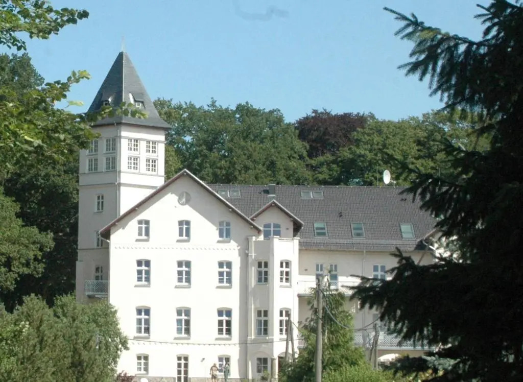 Appartement Schloß - Hohen Niendorf