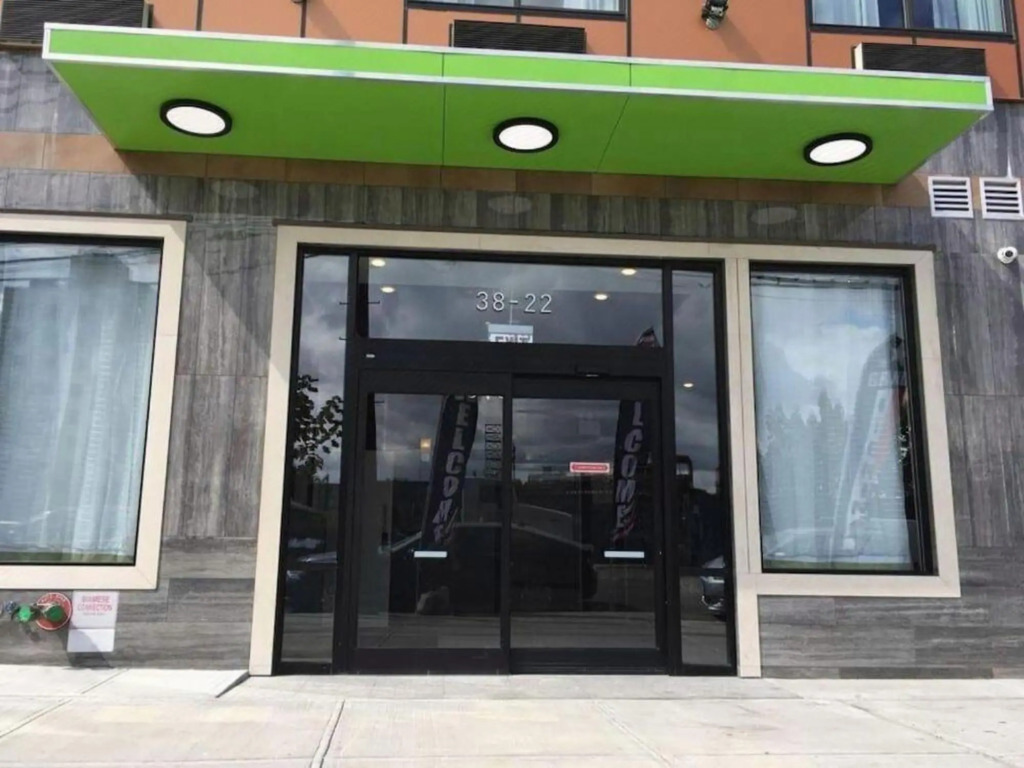 Hotel The Villa - Long Island City