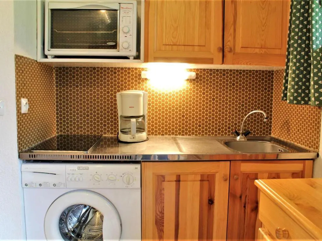 Appartement Risoul, 1 pièce, 5 personnes - FR-1-330-531