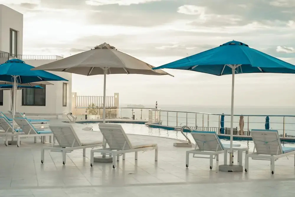 Diamond Palm Hotel & Resort