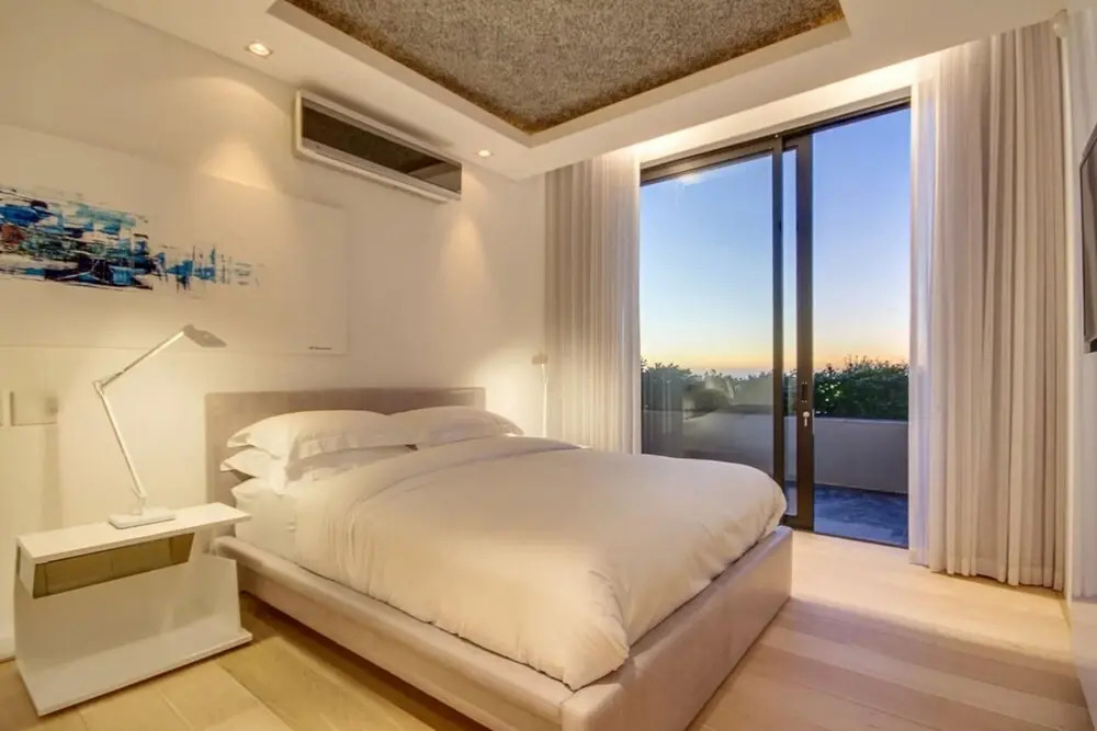 Luxury Villa Over 3 Levels With Lift Geneva House