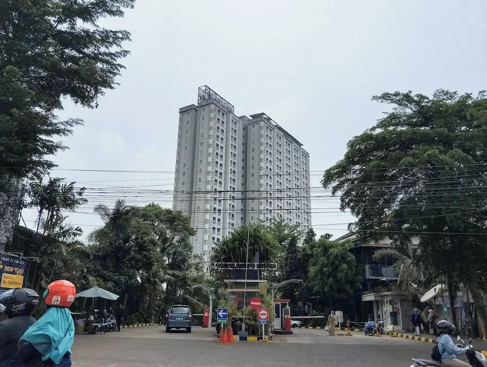 Best View Studio At Apartment Skyland City Jatinangor