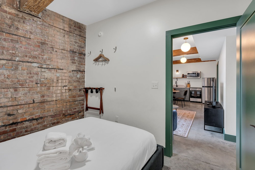 Schaeffer Hotel