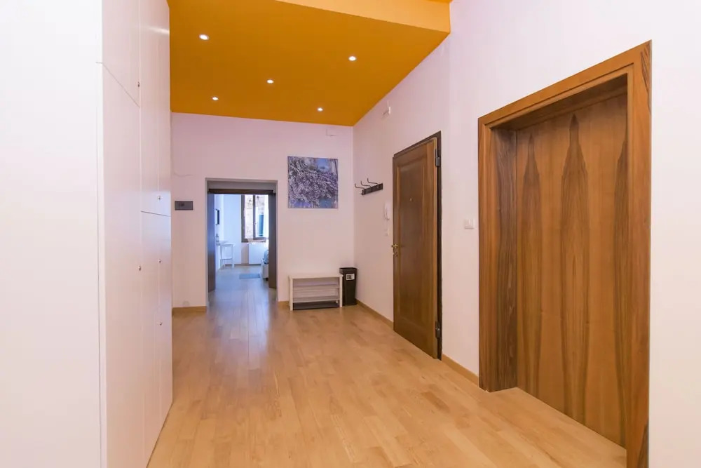 Graceful Venice Barnaba Suite by Ca-sa Check